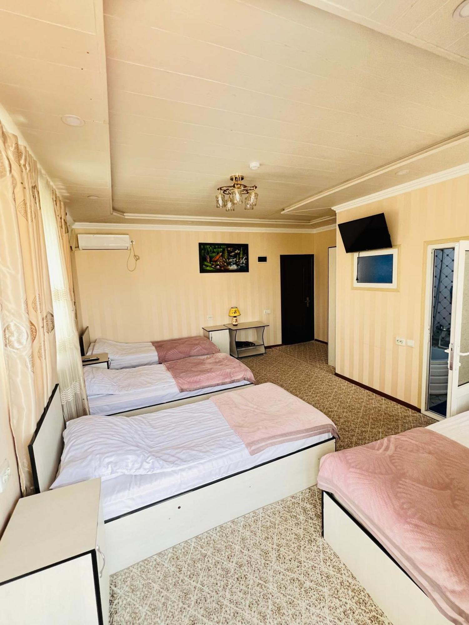 Hotel Zarafshon Panjakent Экстерьер фото